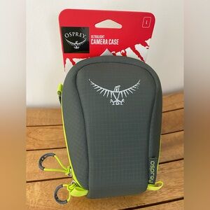 Osprey Shadow Gray Camera Case with Green Trim